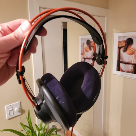 AKG k712 pro reference headphones - Picture 1 of 4